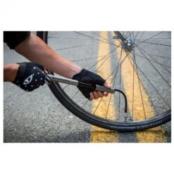 Blackburn Core Slim - Mini Pump -VeloGear Shop blackburn core slim mini pump detail 5