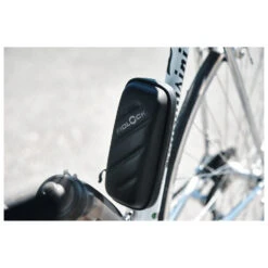 Fidlock - Twist Bottle 800 + Bike Base - Cycling Water Bottles -VeloGear Shop fidlock twist bottle 800 bike base cycling water bottles detail 5